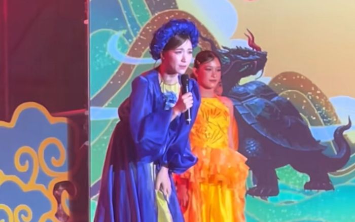 Hòa Minzy sợ bị 'phốt' trong show diễn đầu năm, phải hỏi đi hỏi lại khán giả một điều