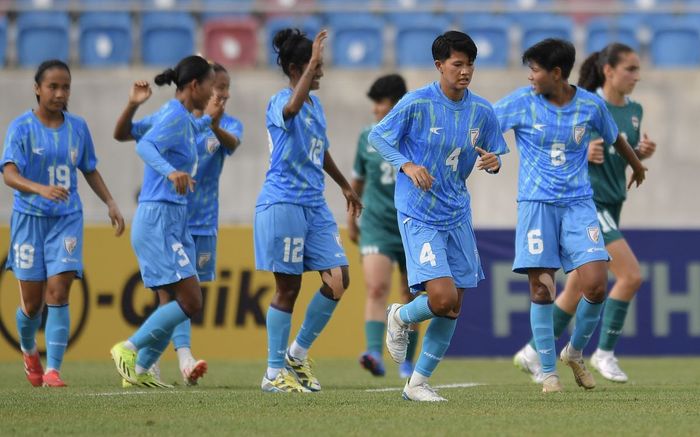 Sức mạnh đối thủ tranh vé World Cup với tuyển nữ Việt Nam