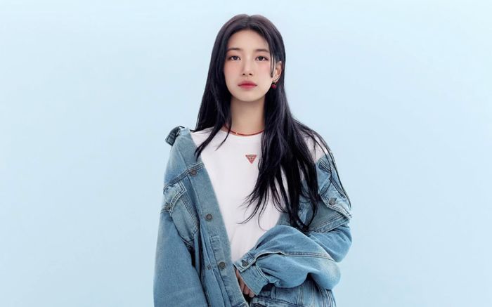 Suzy khoe nhan sắc chuẩn 'tình đầu quốc dân' trong bộ ảnh mới