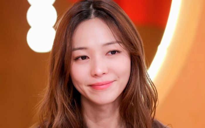 Sunye nghẹn ngào nhớ lại cú sốc mất cha khi đang hoạt động cùng Wonder Girls