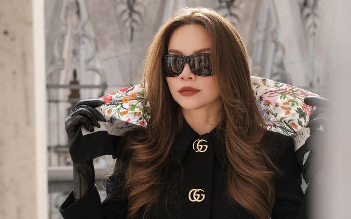 Khán giả nước ngoài phản ứng khi thấy Hồ Ngọc Hà đi trên đường