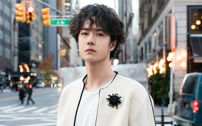 Vương Nhất Bác vướng nghi vấn hẹn hò với một cô gái giàu có