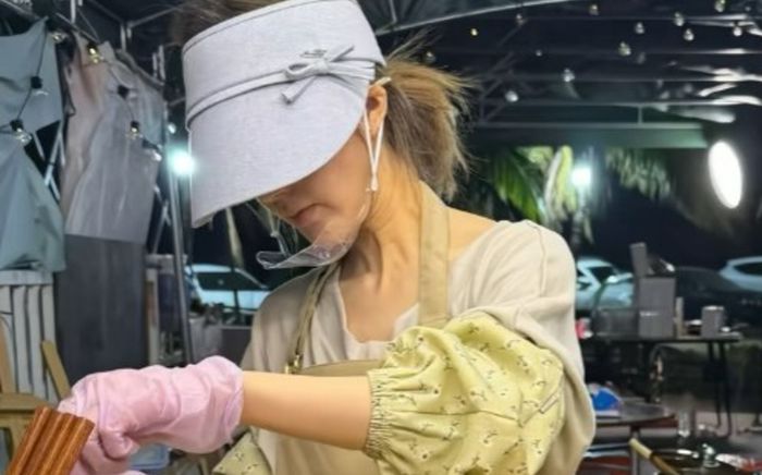 Triệu Lộ Tư tuyên bố giải nghệ về quê bán mì