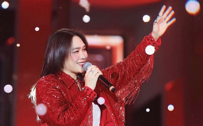 Né Trấn Thành, Mỹ Tâm chạm trán ai trên đường đua phòng vé?