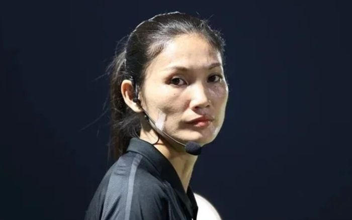 Theo chân nữ trọng tài Lào, khám phá những khu chợ tạo nên sức hút xứ Triệu Voi