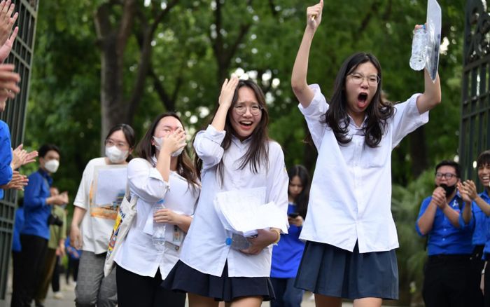 Thi tốt nghiệp THPT 2026: Bộ GD&ĐT không công bố đề minh họa