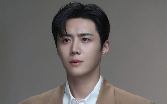 Kim Seon Ho trả giá đắt