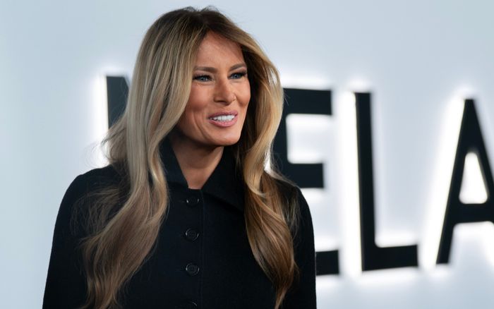 Bộ phim về cuộc đời phu nhân Tổng thống Donald Trump bị rút khỏi rạp tại Mỹ