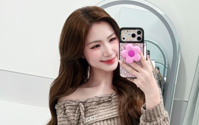 Hòa Minzy gọi điện cho một người đặc biệt lúc 11 giờ đêm, nói suốt 3 phút