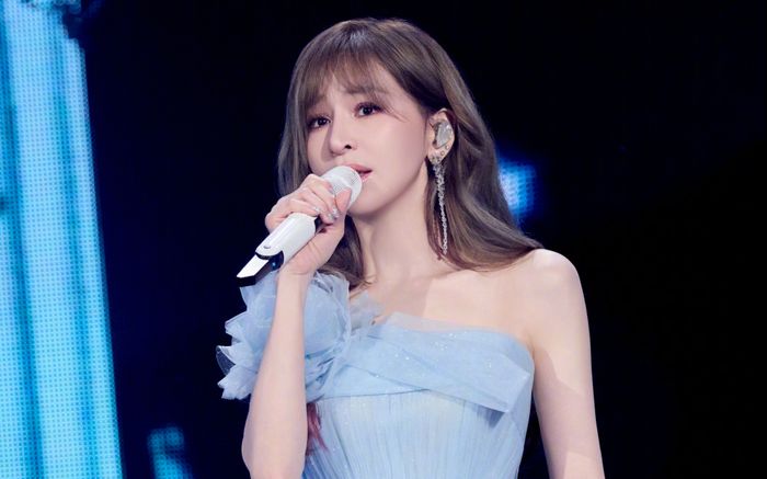 Động thái của Vương Tâm Lăng sau khi được bắt gặp qua đêm cùng bạn khác giới