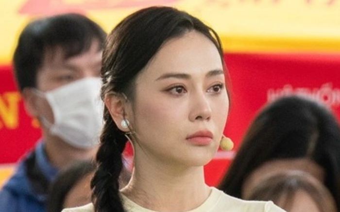 Phương Oanh bị 'tấn công'