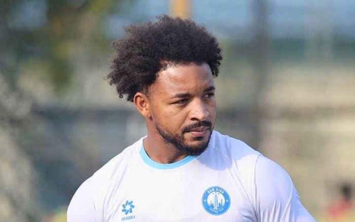 Báo Malaysia phản ứng Nguyễn Xuân Son không được thi đấu