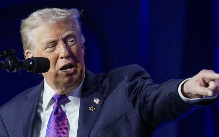 Ông Donald Trump dự định dựng một bức tượng đặc biệt trong Nhà Trắng