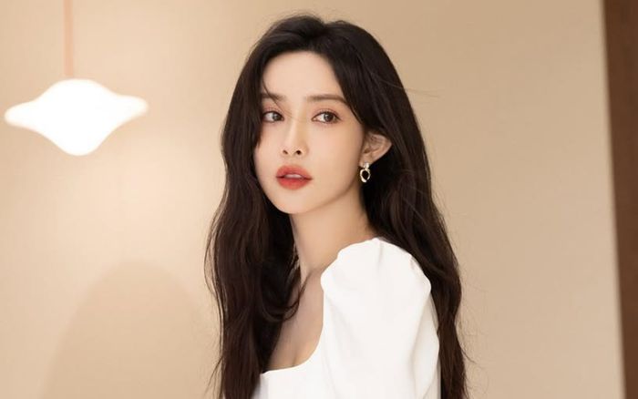 Mạnh Tử Nghĩa mua ô tô làm quà Tết tặng cho nhân viên