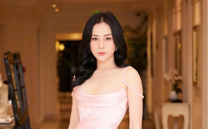 Dậy sóng với Phương Oanh