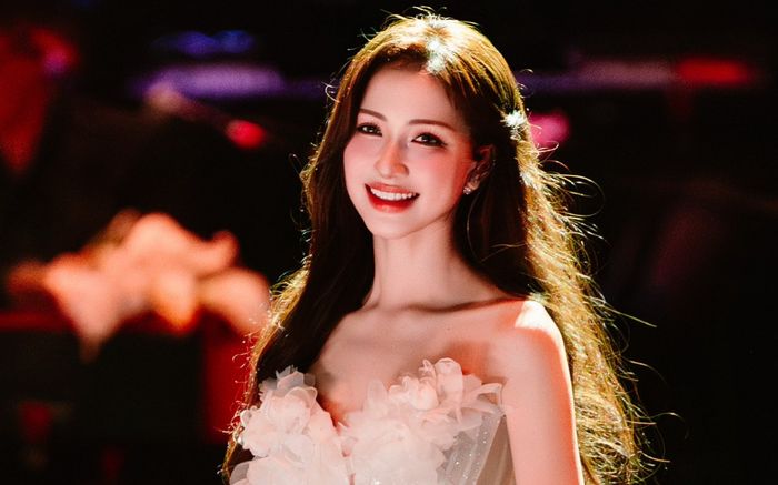 Hòa Minzy chưa thể tổ chức concert miễn phí, lý do khiến ai cũng bất ngờ