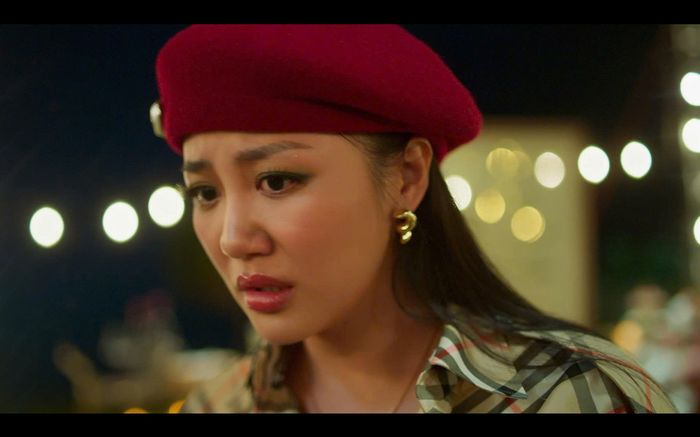 Văn Mai Hương trải lòng về lần đầu