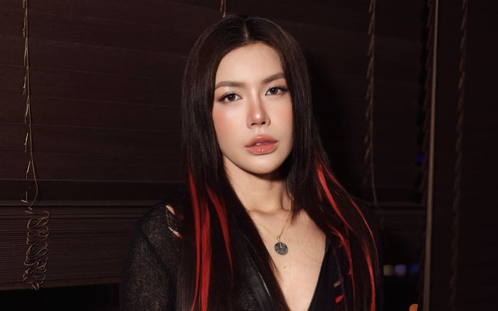 Minh Tú phản ứng về tuyên bố của Lương Thùy Linh sau ồn ào