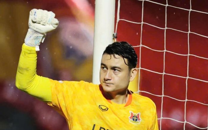 HLV Kim Sang Sik gọi 6 cầu thủ nhập tịch, quyết đánh bại Malaysia