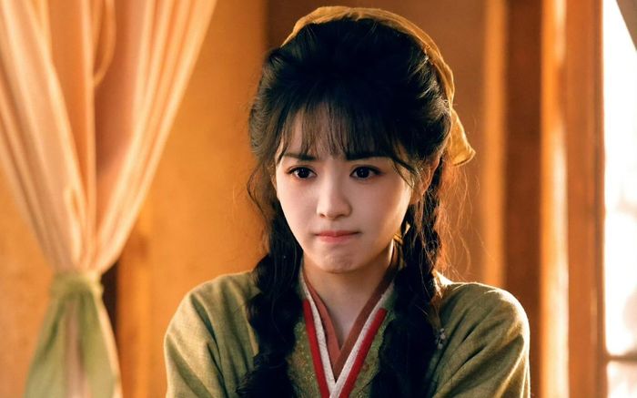 Điền Hi Vi gây tranh cãi vì vai diễn trong Trục Ngọc