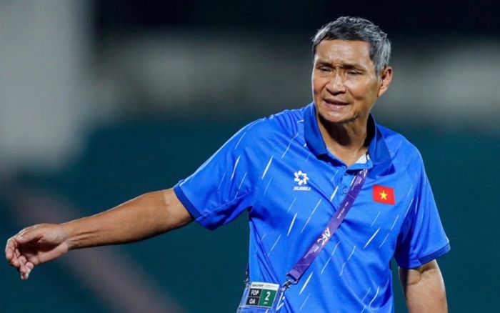 Đáng tiếc cho HLV Mai Đức Chung