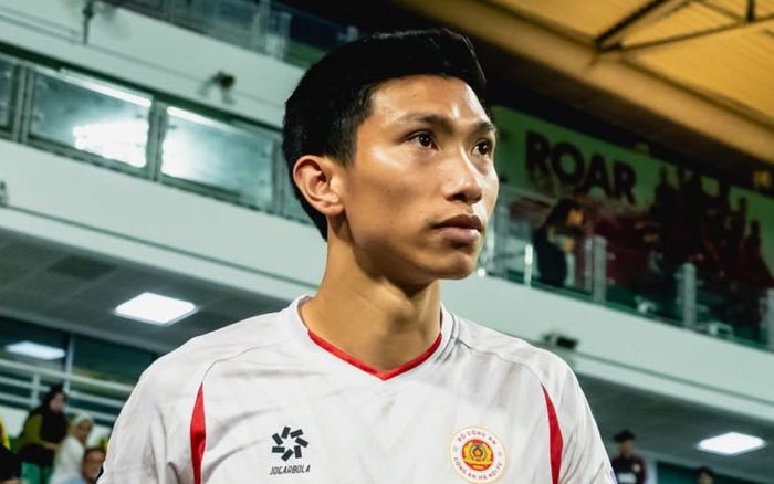 HLV Kim Sang Sik đã đúng về Đoàn Văn Hậu