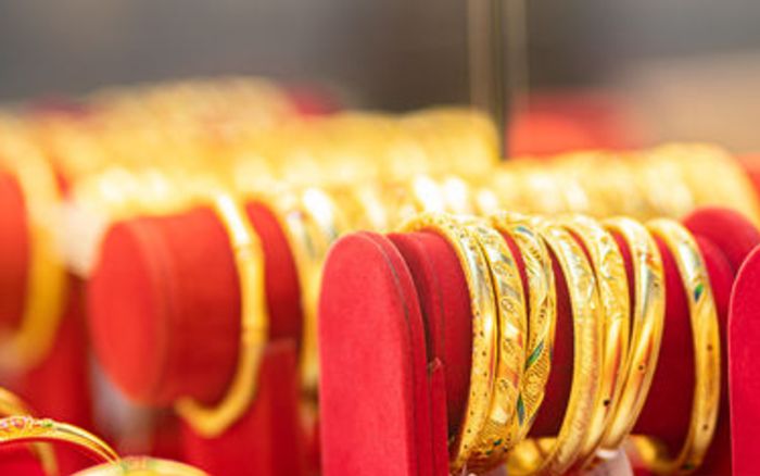 Nghe lời con trai 16 tuổi tích trữ vàng, người phụ nữ thu về khoản lãi khổng lồ