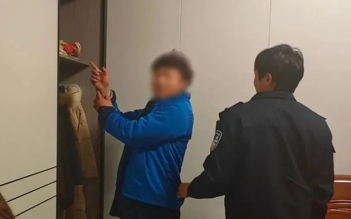 Đi dự đám cưới bạn thân, người đàn ông thực hiện hành vi đáng xấu hổ