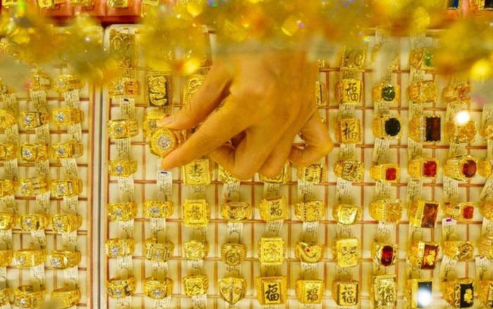 Tin tài chính hôm nay 12/3: Giá vàng quay đầu giảm, USD tăng nhẹ