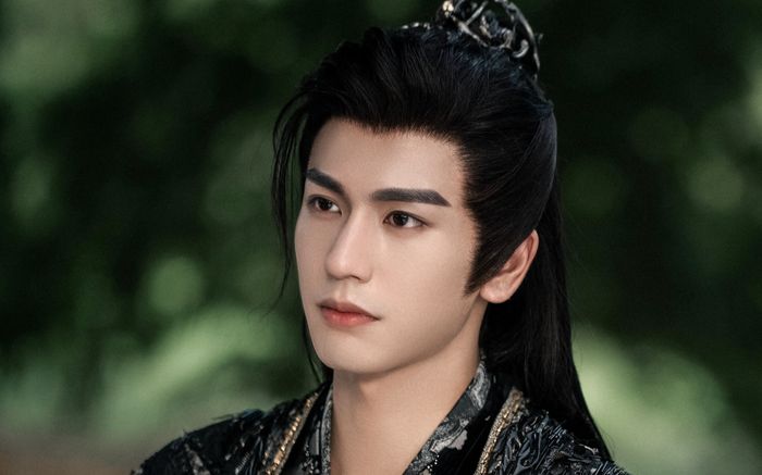 Trương Lăng Hách lập kỷ lục mới mặc những tranh cãi gần đây