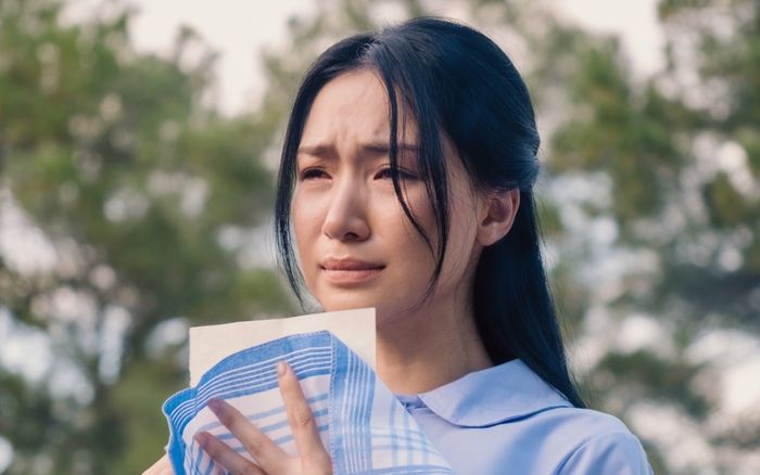 Hòa Minzy và chồng sắp cưới gặp rắc rối lớn