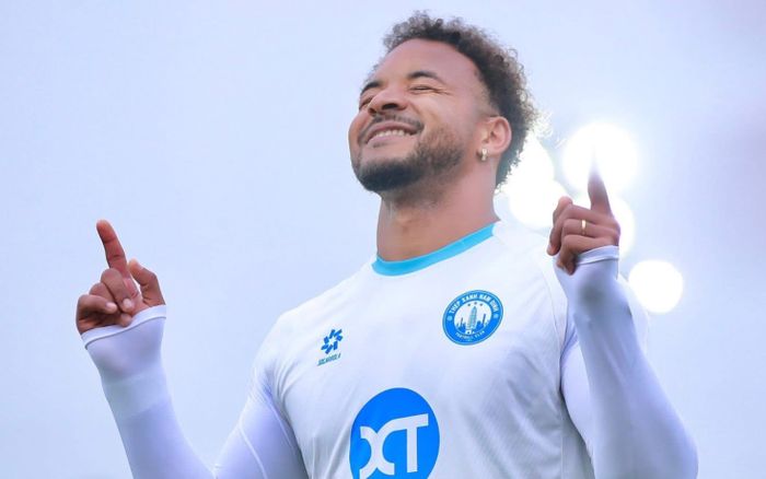 Quá đáng lo cho Nguyễn Xuân Son trước Malaysia