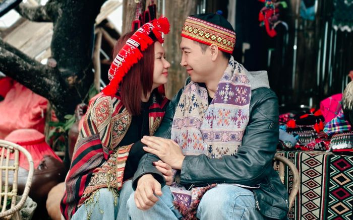 Hương Giang nhắc đến 'hạnh phúc gia đình' sau khi lấy chồng doanh nhân