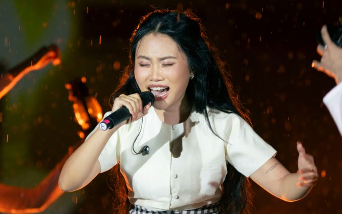 Phương Mỹ Chi hát Tiếng trống Mê Linh, khán giả đồng loạt phản ứng mạnh