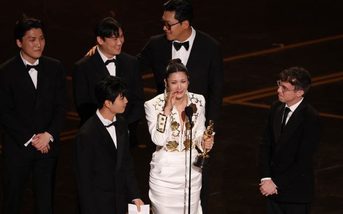 Oscar gây phẫn nộ vì cắt ngang bài phát biểu lịch sử của KPop Demon Hunters