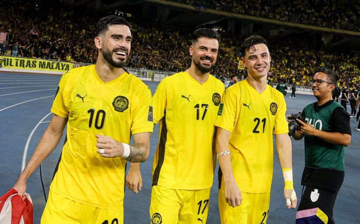 Malaysia vui như Tết sau cuộc họp với AFC