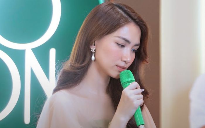 'Phao cứu sinh' của Hòa Minzy