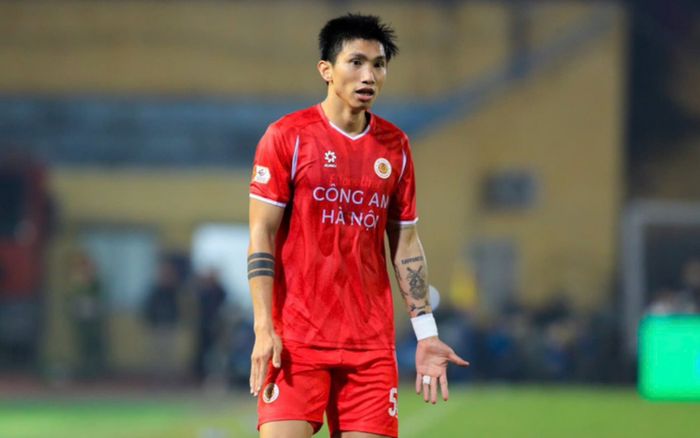 Đoàn Văn Hậu lên tiếng sau khi mất fanpage hơn 1 triệu người theo dõi