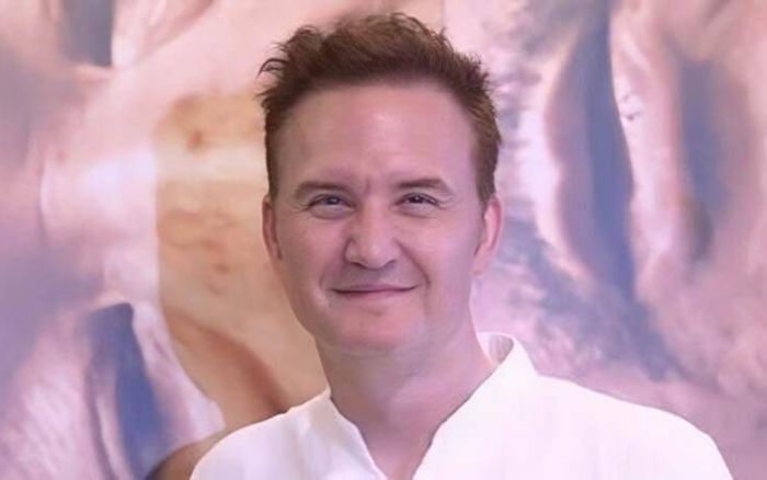 Nam diễn viên quen mặt TVB hết thời, bị vợ bỏ vì nghèo, nay tìm đường quay lại showbiz