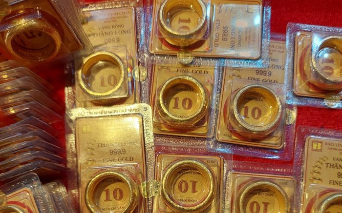Giá vàng hôm nay (18/3): Vàng nhẫn đồng loạt tăng