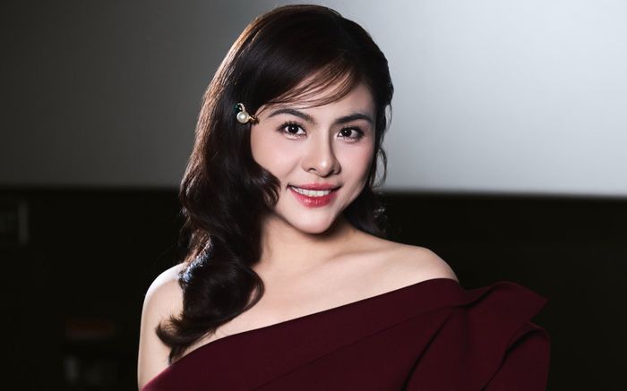 Vân Trang trở lại