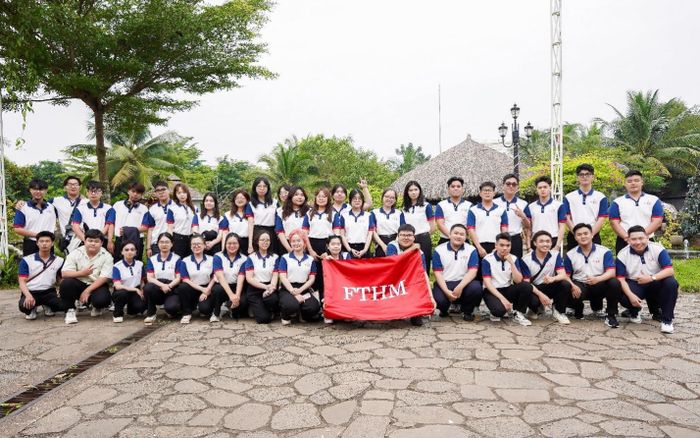 Xét học bổng sớm vào nhóm ngành du lịch của UEF để được học thực tiễn quốc tế