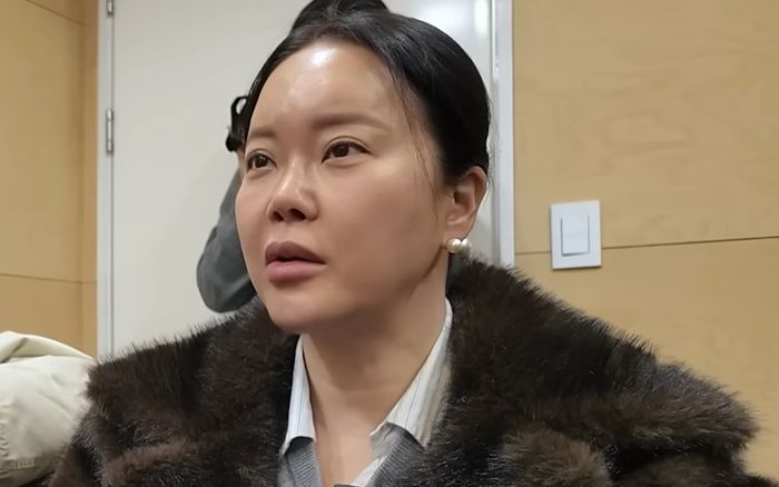 Baek Ji Young gặp biến chứng sau khi can thiệp 'dao kéo'