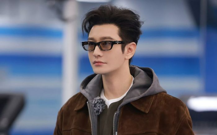 Động thái của Huỳnh Hiểu Minh khi vướng nghi vấn hẹn hò với cô gái kém 22 tuổi