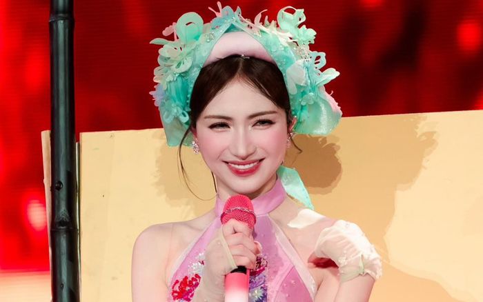 'Đứa con' để đời của Hòa Minzy