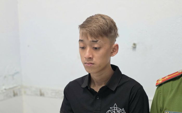 Đậu ô tô trước cửa nhà rồi vào nghỉ ngơi, người đàn ông ở Đà Nẵng phải báo Công an lúc trở ra xe