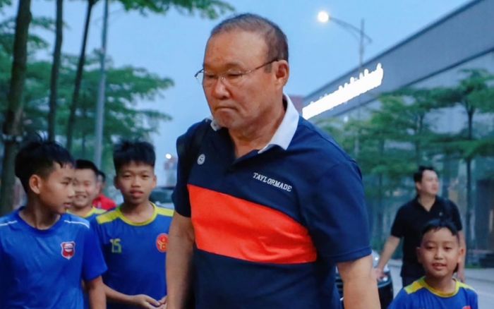 Đến lúc HLV Park Hang Seo dừng lại