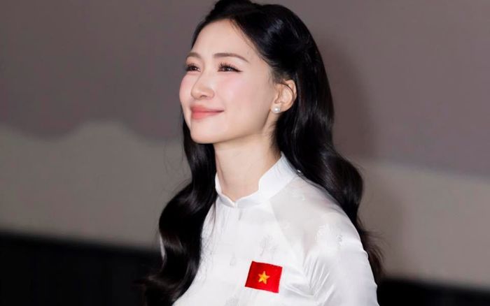 Tin vui lớn với Hòa Minzy