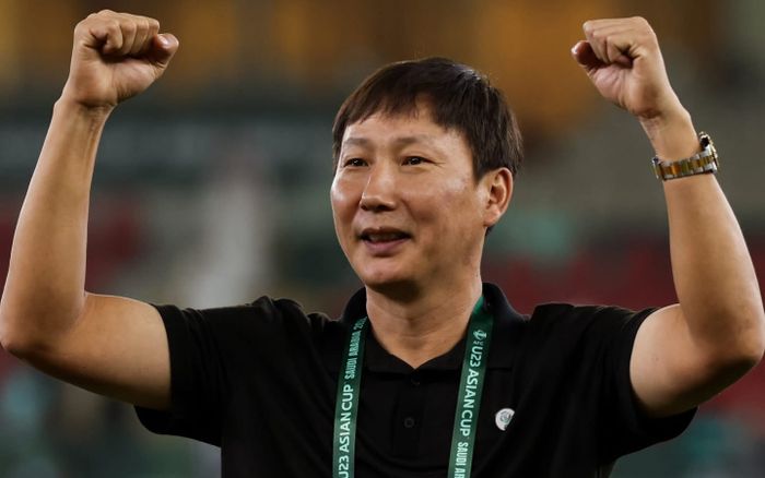 Tuyển Việt Nam lo sốt vó sau quyết định của FIFA