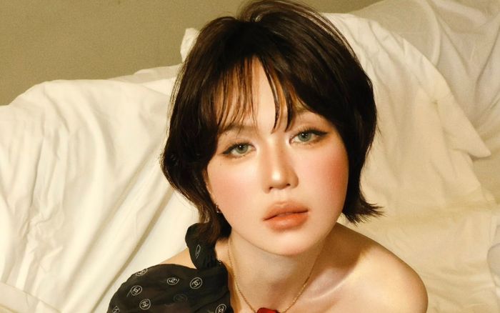 Mối duyên 10 năm qua của Ngọc Trinh